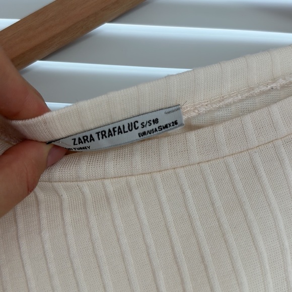 Top (Zara) - Picture 5 of 8